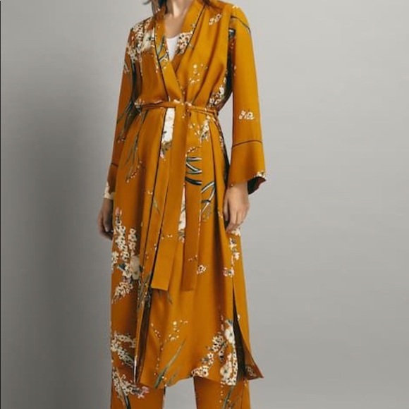 Massimo Dutti Dresses & Skirts - Massimo dutti kimono and trouser